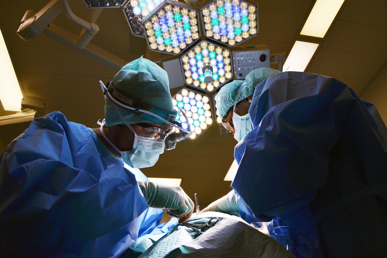 Medical Gloves alternate